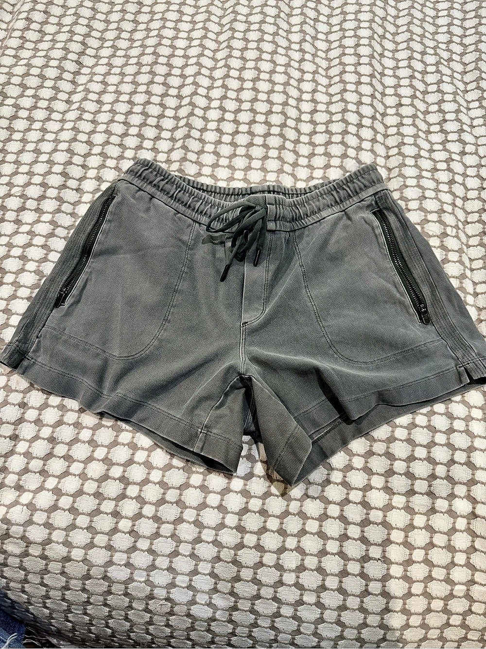 Athleta Gray Olive Drawstring Shorts Zip Pockets Size 4